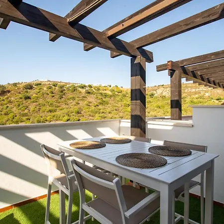 Rock Bay I 2392 Beautiful Seaview Penthouse
